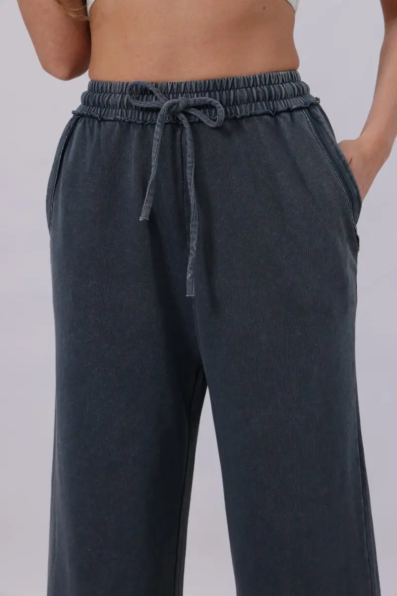 Acid Wash Wide-Leg Sweatpants – Relaxed Fit with Raw Hem Leto Collection
