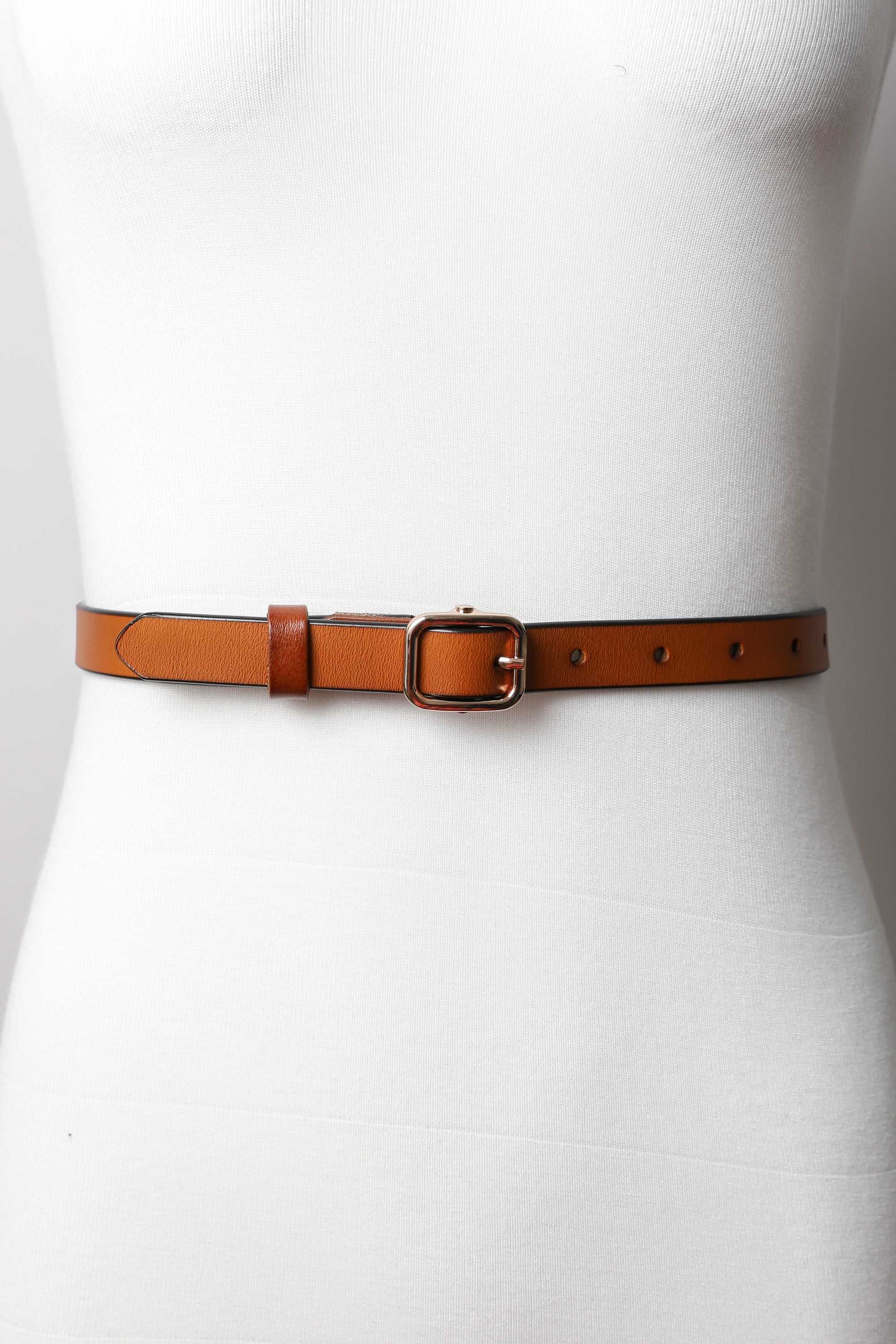 Versatile Skinny Leather Belt – Perfect for Any Outfit 💫