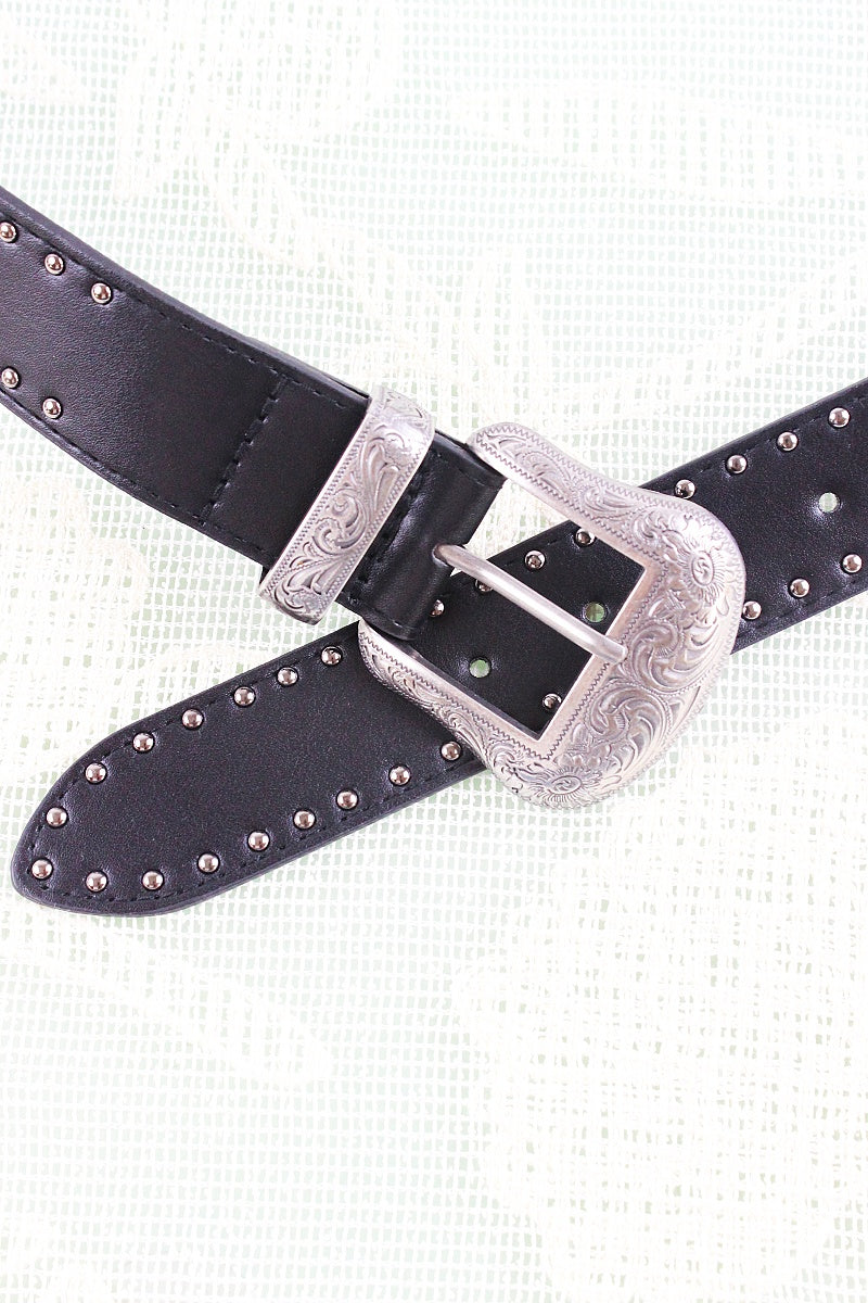 Retro Punk Belt – Vintage American Edge ⛓️🇺🇸