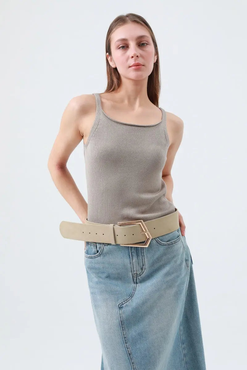 Wild West Chic: Wide Suede Belt Leto Collection