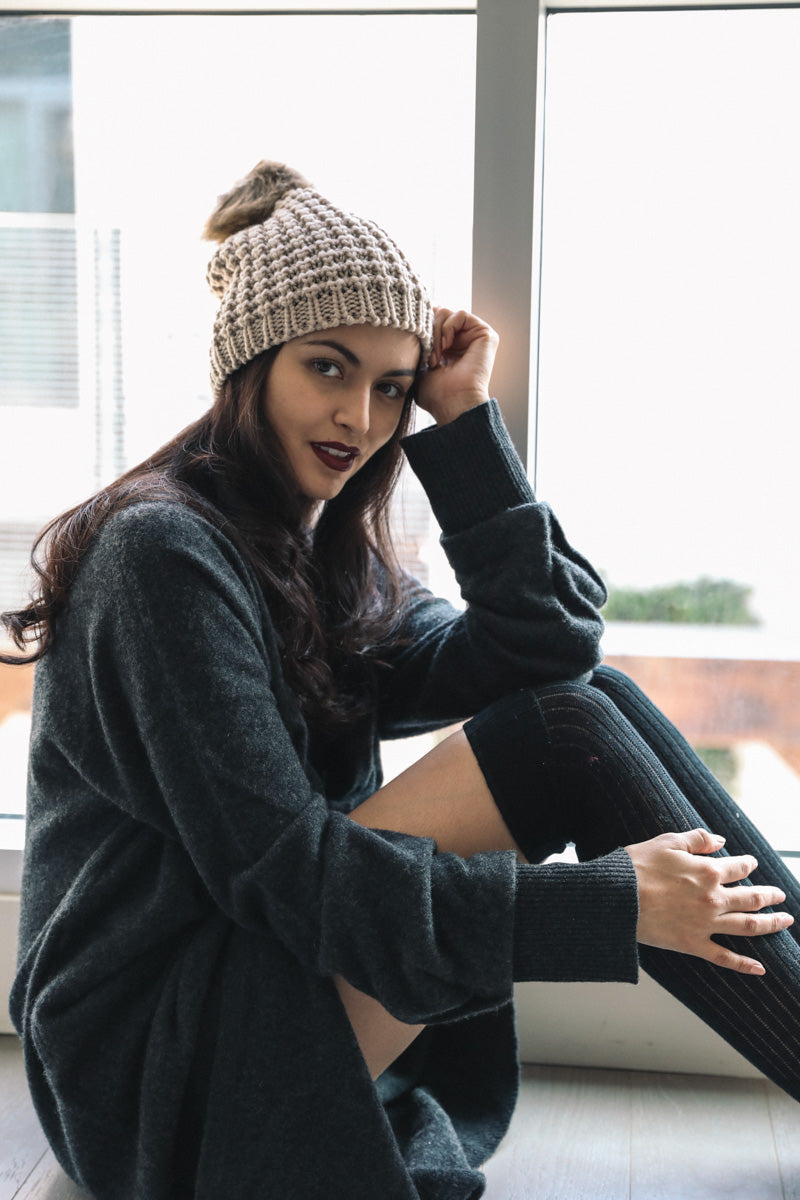 Cute Textured Pom Beanie Leto Collection