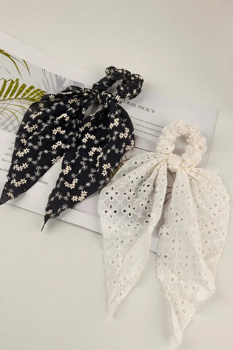 Vintage Charm: Floral Embroidered Cotton Scarf Scrunchie Leto Collection