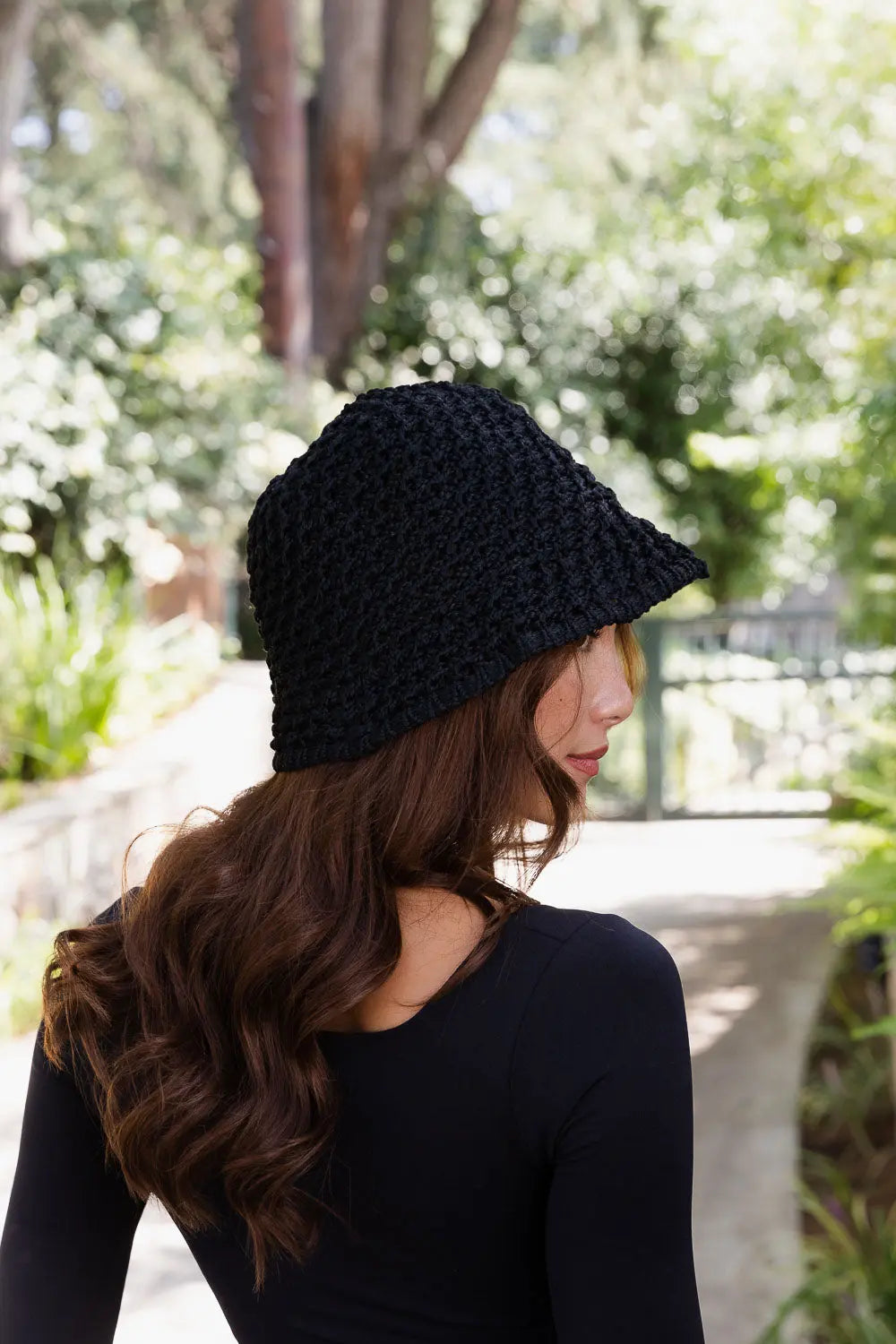 Handwoven Crochet Bucket Hat – Boho Twisted Design 🌿🧶 Leto Collection