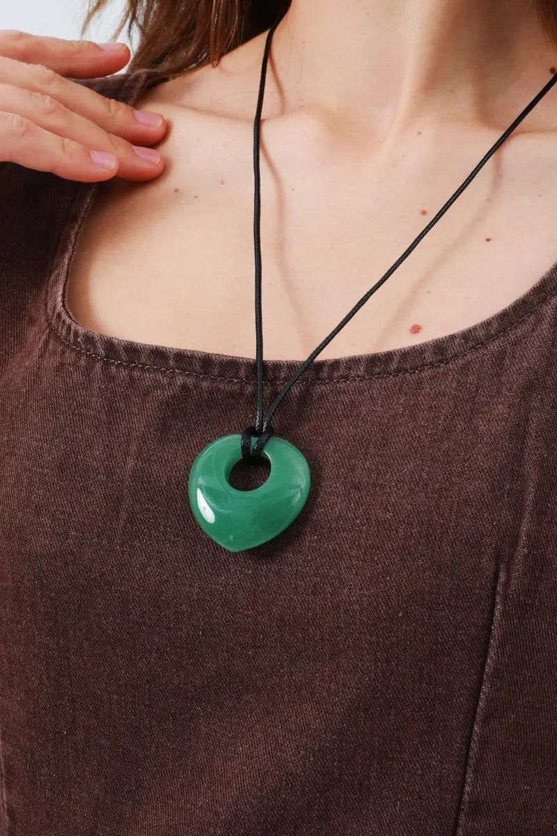 Hollow Heart Gemstone Pendant Necklace for Women – Delicate &amp; Meaningful 💎 Leto Collection
