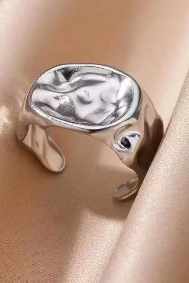 Architectural Knuckle Ring – Minimalist Open-Band Design ✨⛓️ Leto Collection