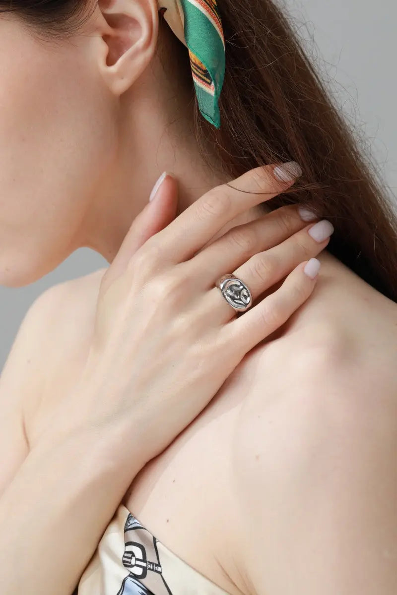 Architectural Knuckle Ring – Minimalist Open-Band Design ✨⛓️ Leto Collection