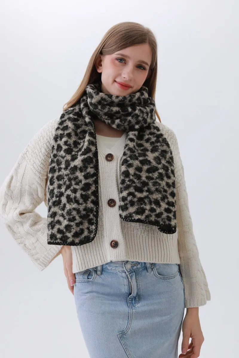 Leopard Print Woven Scarf – Animal Pattern Accent 🐆✨ Boho Clothing and Accessories