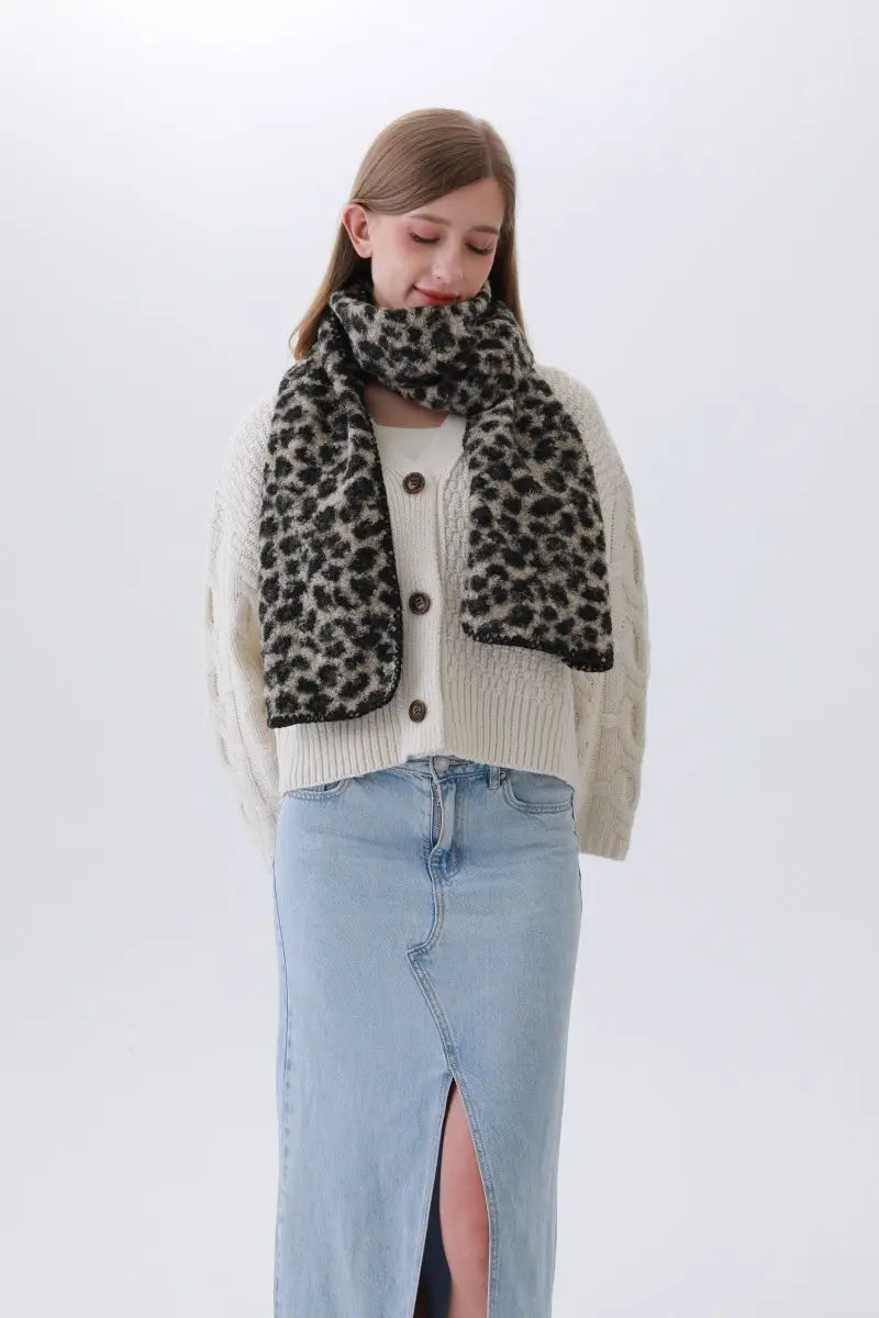 Leopard Print Woven Scarf – Animal Pattern Accent 🐆✨ Boho Clothing and Accessories
