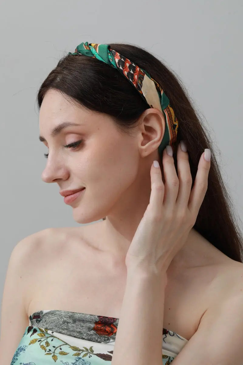 Vintage Patchwork Bandana – Luxe Silk Square Scarf 🌸✨ Leto Collection