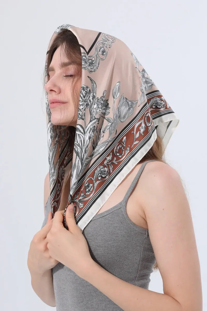 Floral Tulip Scarf – Silk-Style Square Neckkerchief 🌷✨ Leto Collection