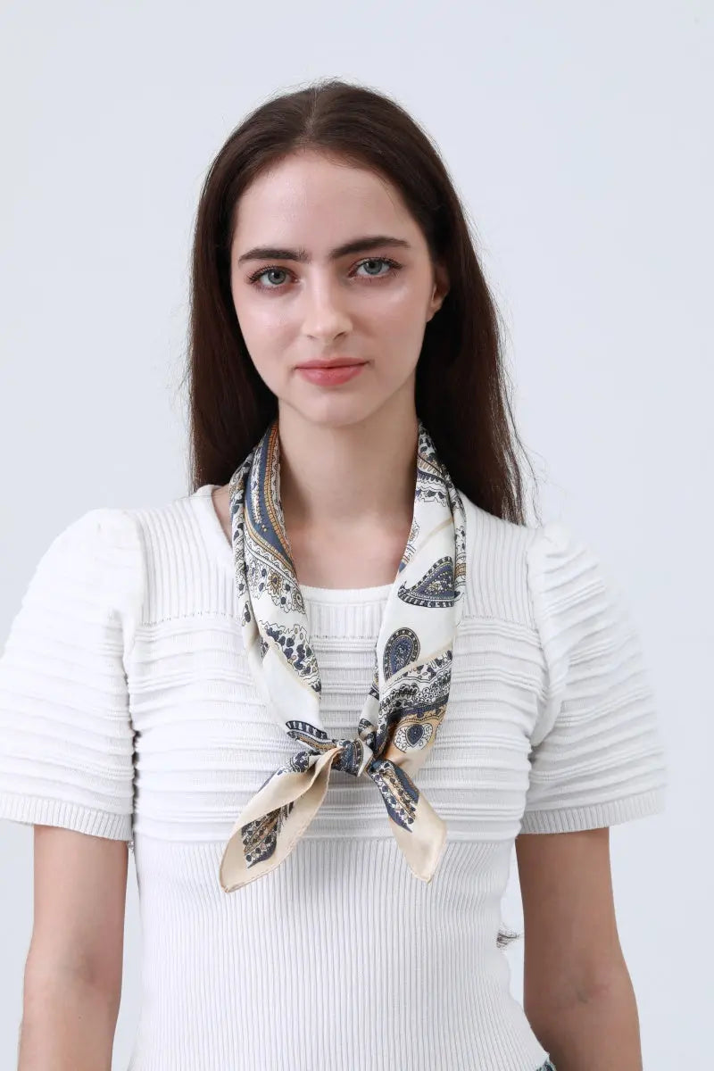 Versatile Paisley Print Bandana - Multi-Way Scarf 🌸🧣 Leto Collection