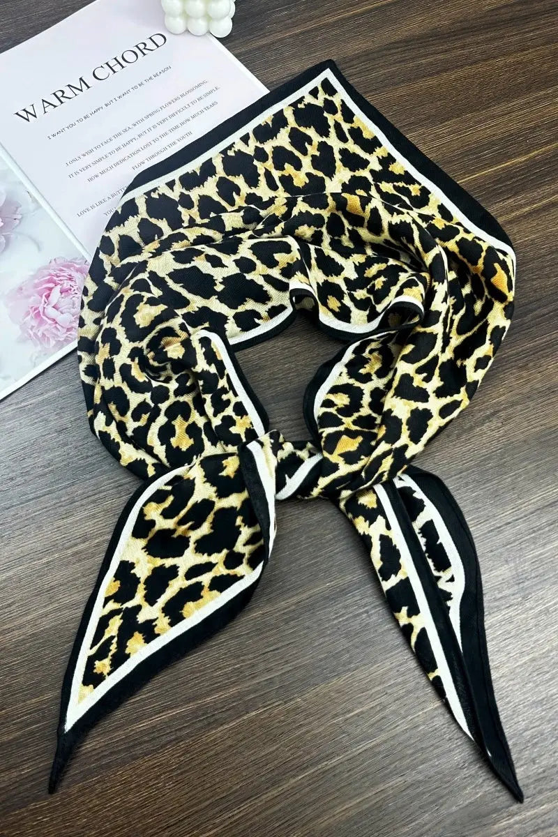 Women's Elegant Square Scarf with Abstract Leaf Print &amp; Houndstooth Trim