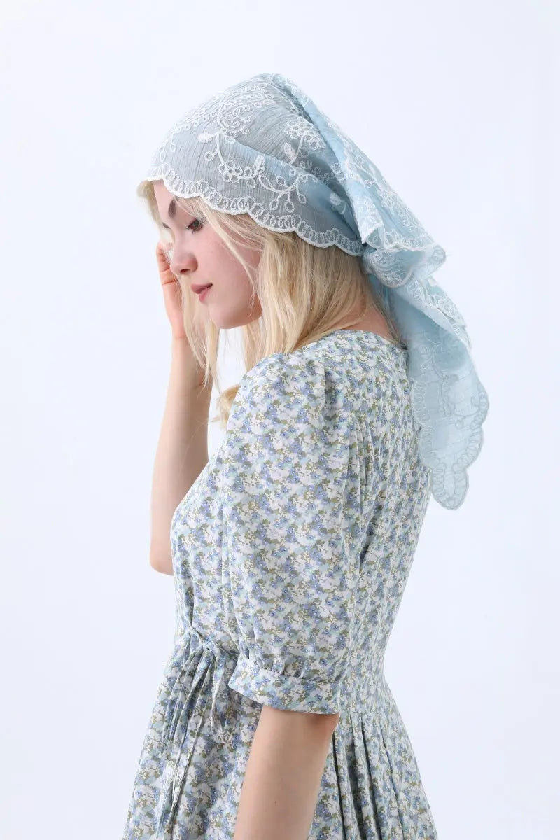Boho Floral Embroidered Triangle Headscarf – Lightweight Casual Scarf