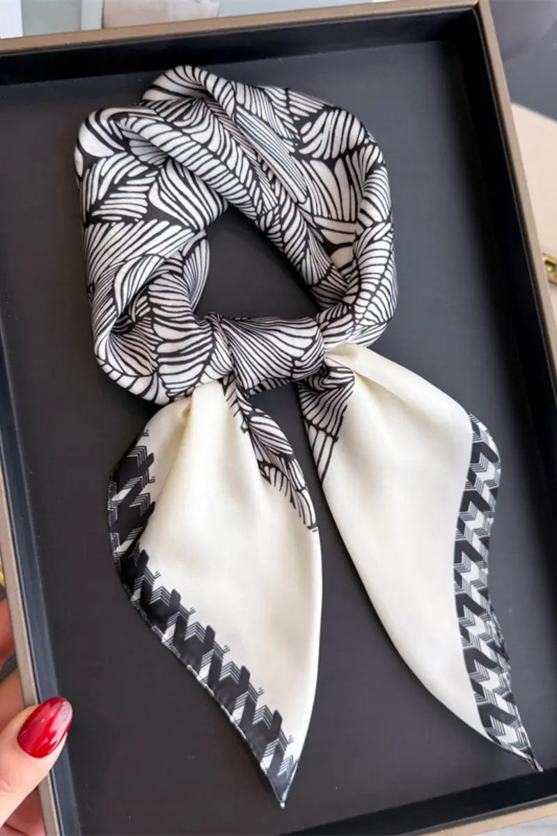Women's Elegant Square Scarf with Abstract Leaf Print &amp; Houndstooth Trim