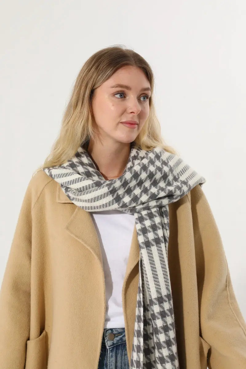 Classic Houndstooth Tassel Scarf Soft Warm Women Winter Shawl 🧣✨ Leto Collection