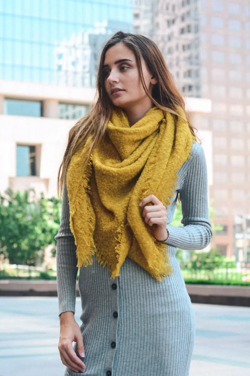 Plush Mohair Square Scarf – Snug &amp; Chic Winter Wrap ❄️ Leto Collection