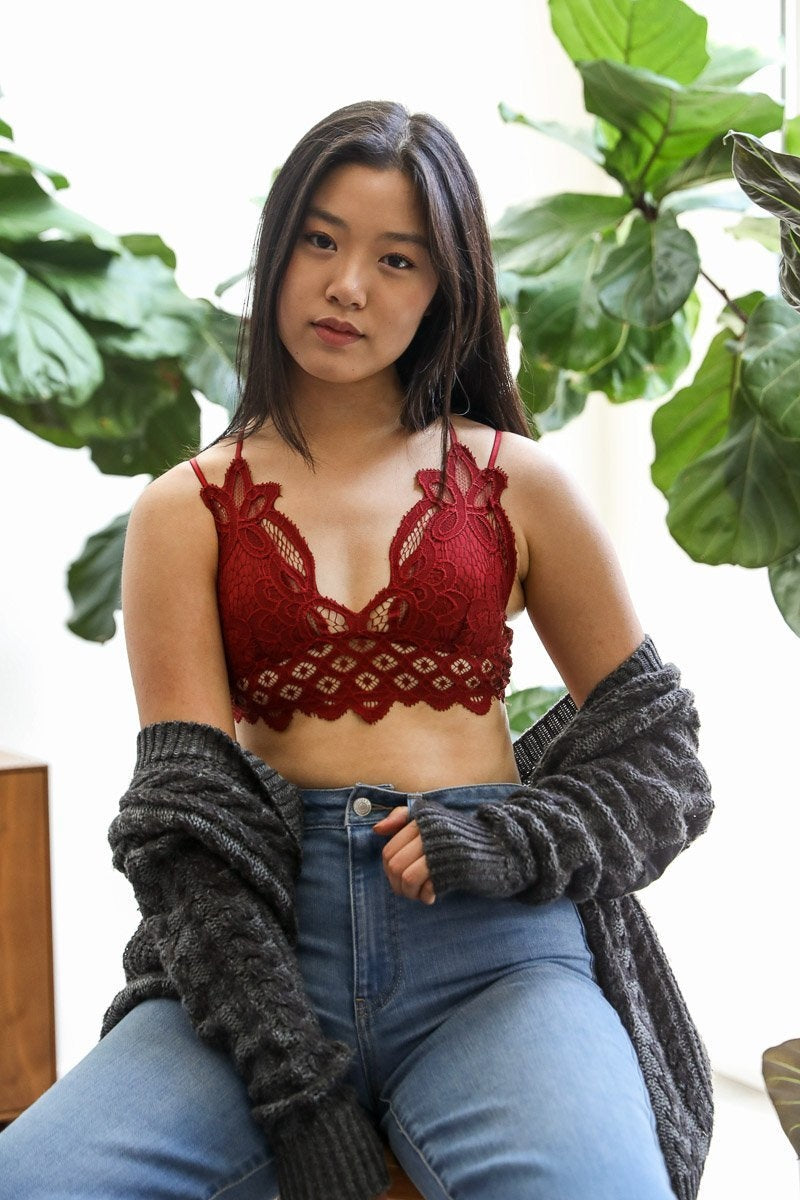 Chloe Crochet Bralette Small / Burgundy